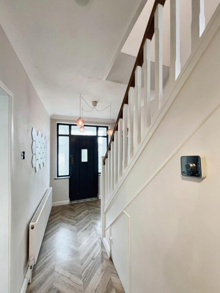 Additional image 4 of Farnborough Road, Sharples