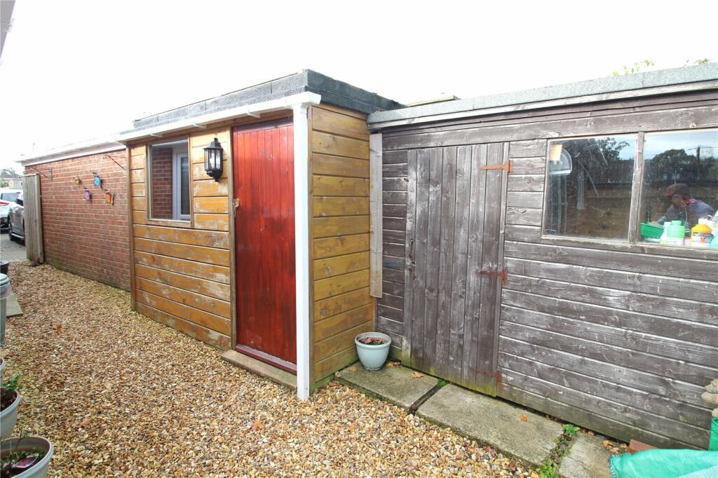 Additional image 10 of Oak Road, New Milton, Hampshire, BH25