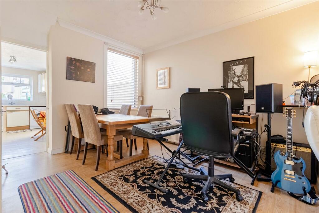 Additional image 4 of Howard Street, Worthing