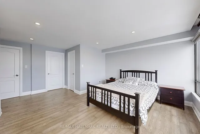 Additional image 19 of 65 Skymark Dr Unit 1707