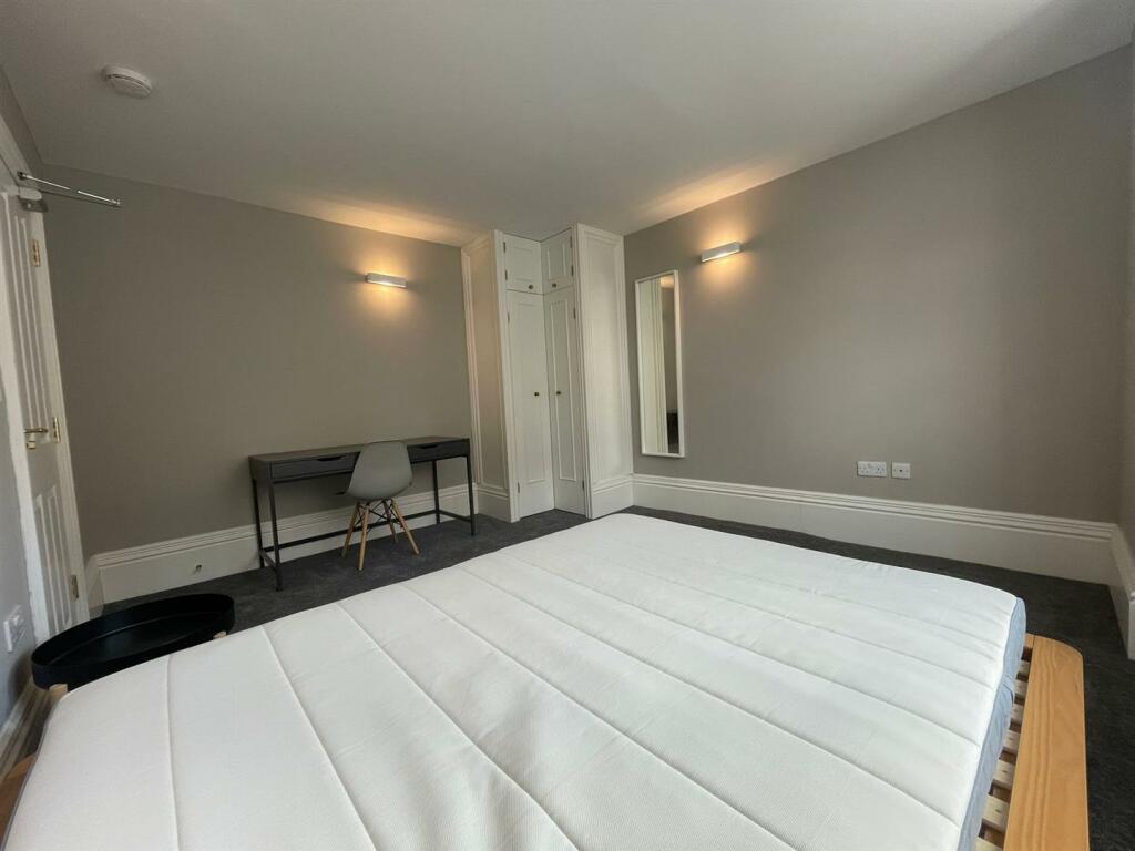 Additional image 15 of York Grove, Brighton, BN1