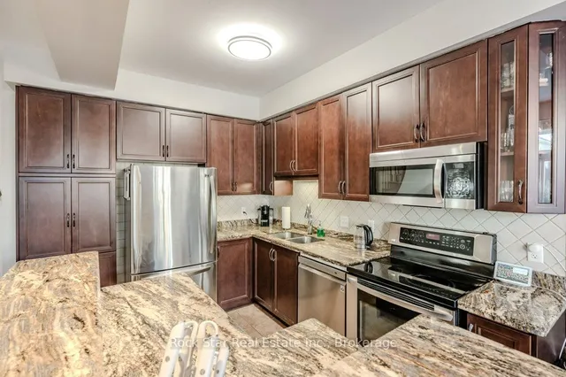 Additional image 6 of 70 Marina Point Cres