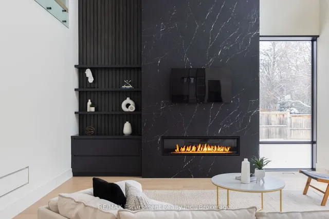 Additional image 29 of 2110 Blyth Cres