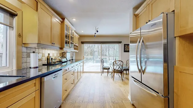 Additional image 17 of 52 Leacock Cres