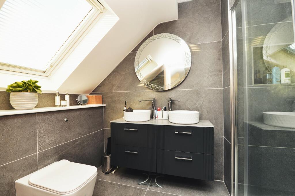 Additional image 12 of Brook Avenue North, New Milton, Hampshire, BH25