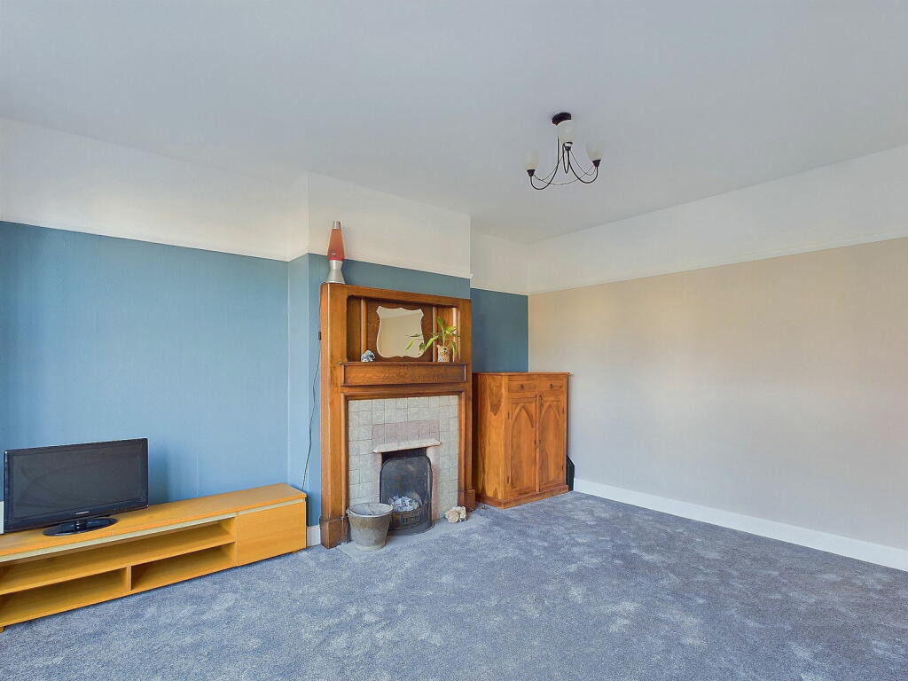 Additional image 4 of Loxwood Avenue, Worthing, BN14 7RF