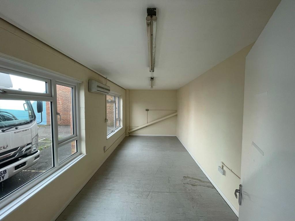 Additional image 5 of Unit 10, Station Road Industrial Estate, Hailsham, East Sussex, BN27