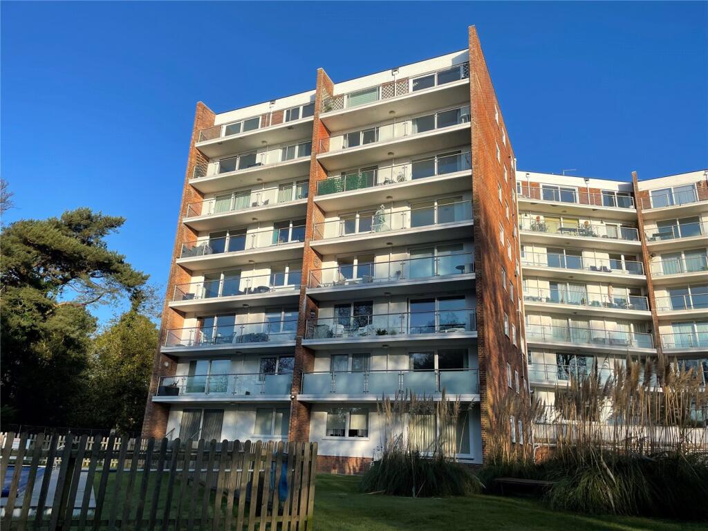 Sandbourne Road, Alum Chine, Bournemouth, Dorset, BH4