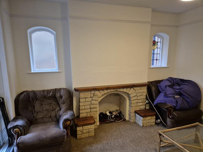 Additional image 5 of STUDENT HOUSE - 2 ROOMS AVAILABLE NOW
