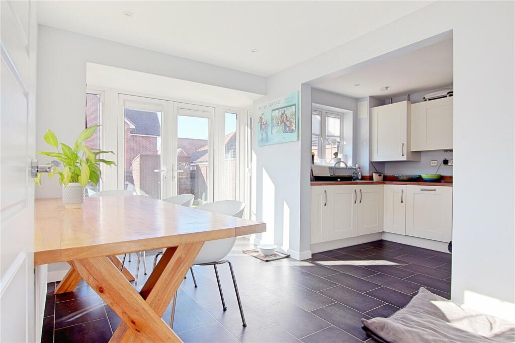 Additional image 5 of Suter Gardens, Littlehampton, West Sussex, BN17