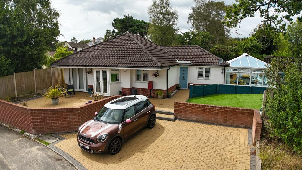 Additional image 25 of Albert Road, Corfe Mullen, Wimborne, BH21