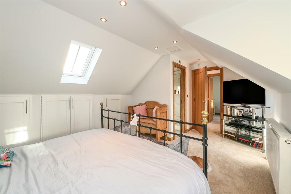 Additional image 15 of Anne Howard Gardens, Arundel