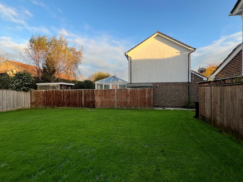 Additional image 14 of Chatsworth Way, New Milton, Hampshire. BH25 5UL