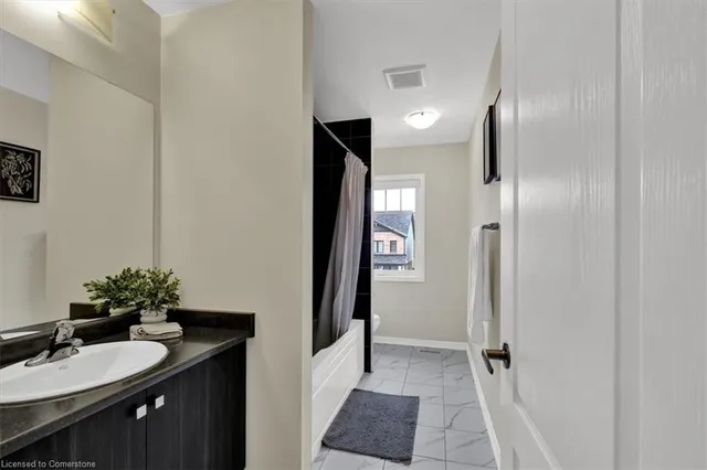 Additional image 16 of 51 July Ave