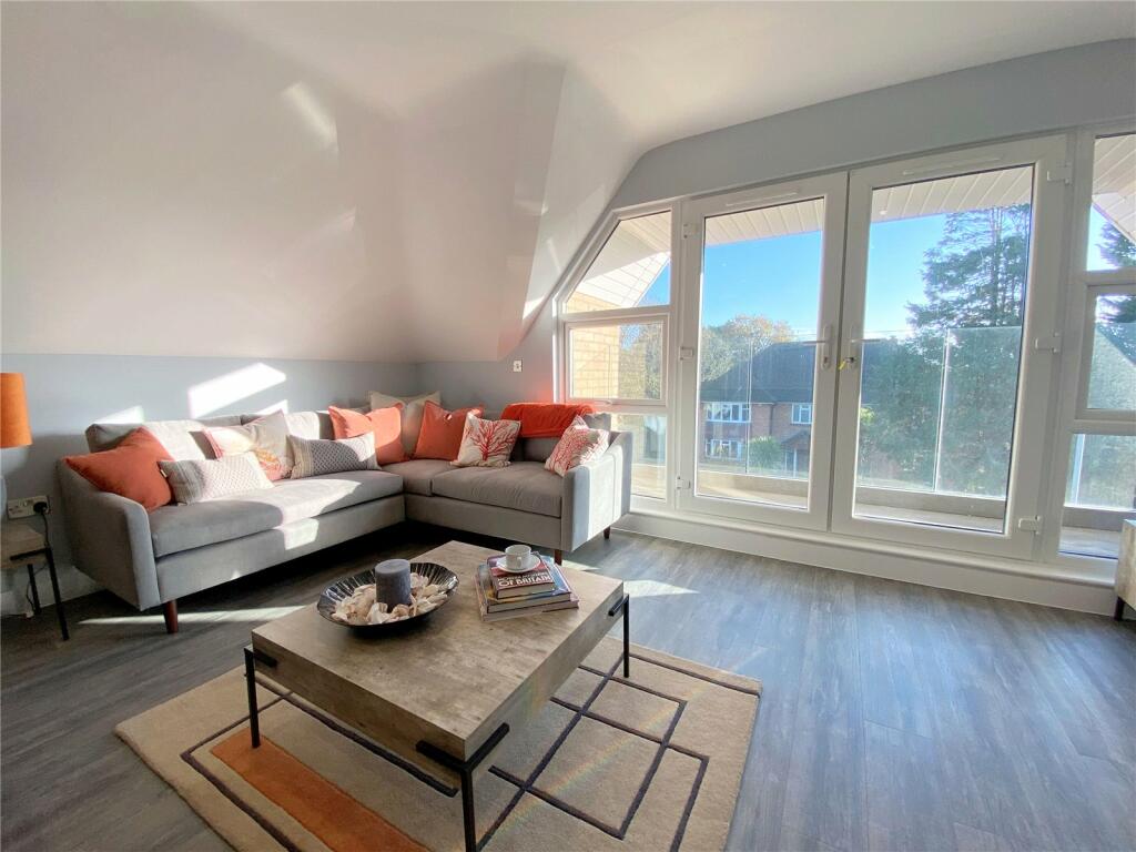 Additional image 3 of Vita Maris, 19-21 Wortley Road, Highcliffe, Dorset, BH23