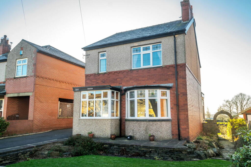 Additional image 29 of Halifax Road, Cleckheaton, BD19