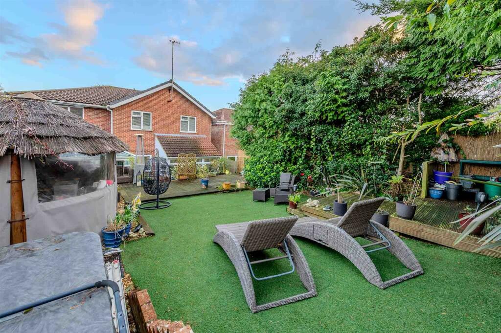 Additional image 30 of Princess Drive, Seaford