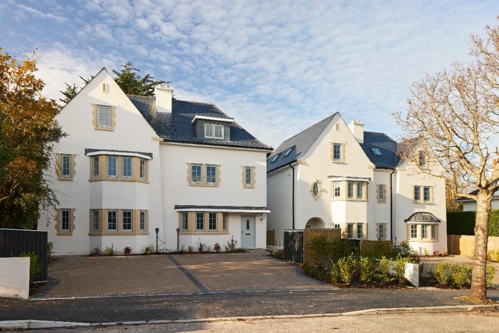 Ora Mare, Ravine Road, Bournemouth, Dorset, BH5