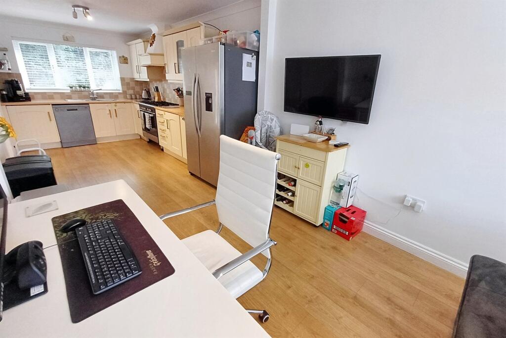 Additional image 27 of Verwood