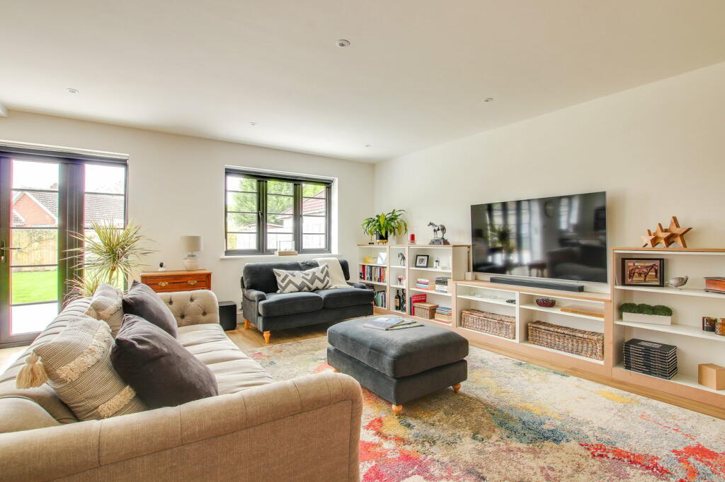 Additional image 4 of Oakwood Avenue, New Milton, BH25