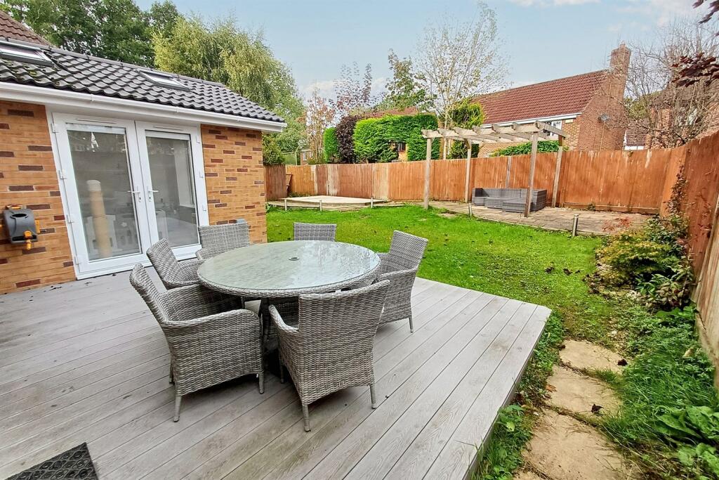 Additional image 18 of Verwood