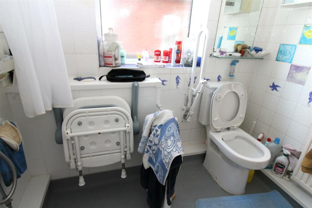 Additional image 9 of St. Catherines Road, Littlehampton, BN17