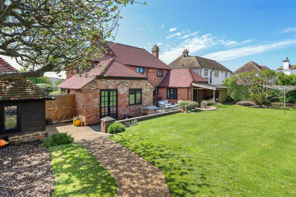 Additional image 13 of Sutton Avenue, Seaford