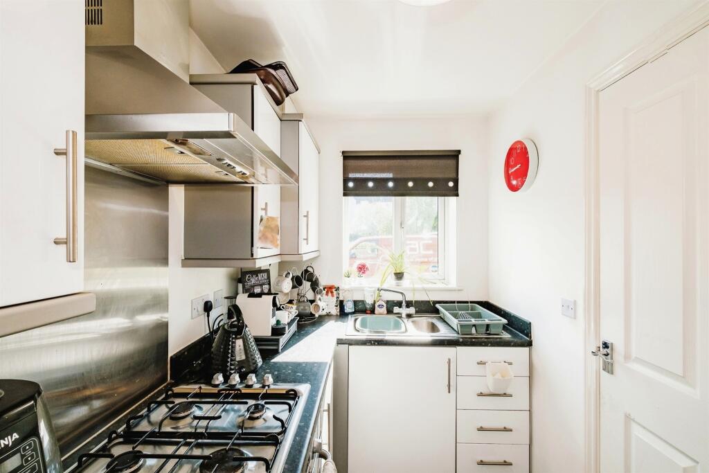 Additional image 11 of Gratwicke Drive, Wick, Littlehampton