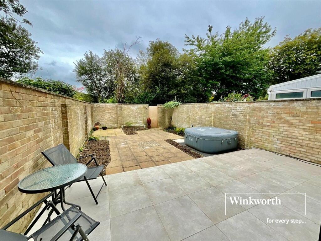 Additional image 5 of Baldwin Close, Christchurch, Dorset, BH23