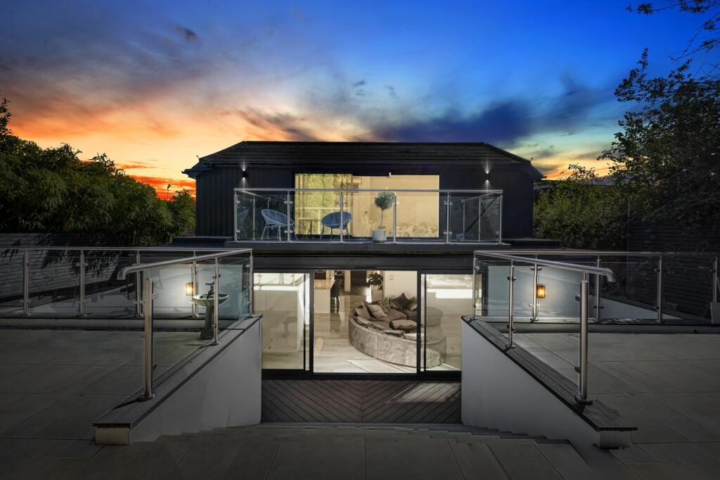 Additional image 2 of Eastwick Close, Brighton, BN1