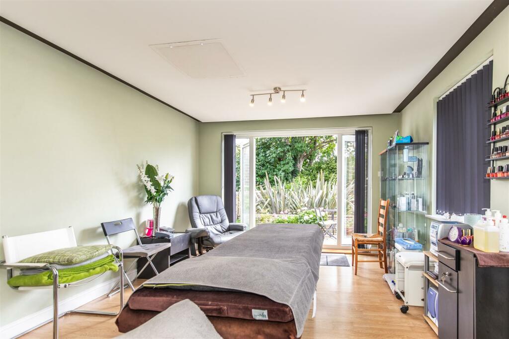 Additional image 39 of Cissbury Road, Worthing