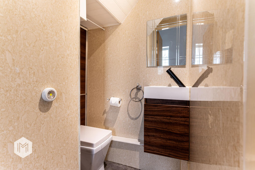 Additional image 16 of Brandlesholme Road, Bury, Greater Manchester, BL8 1HJ