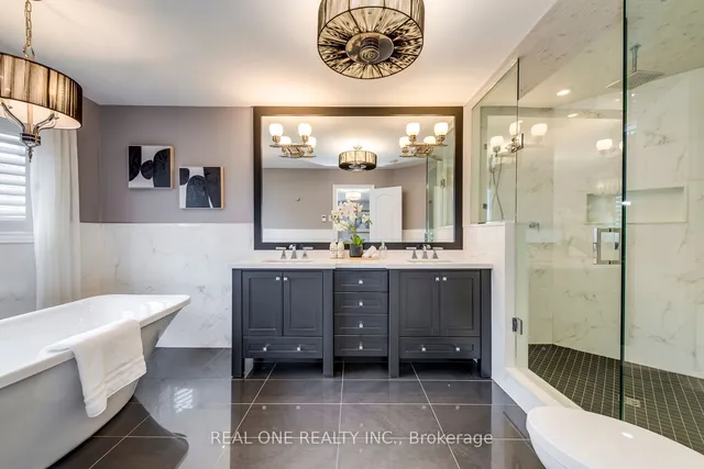 Additional image 19 of 1548 Pinery Cres