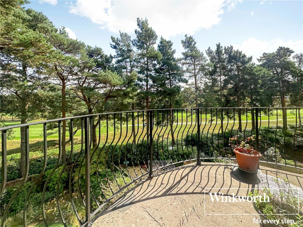 Additional image 14 of Evening Glade, Ferndown, Dorset, BH22