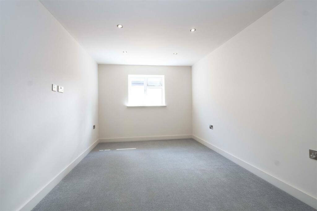 Additional image 7 of Woodlinken Drive, Verwood