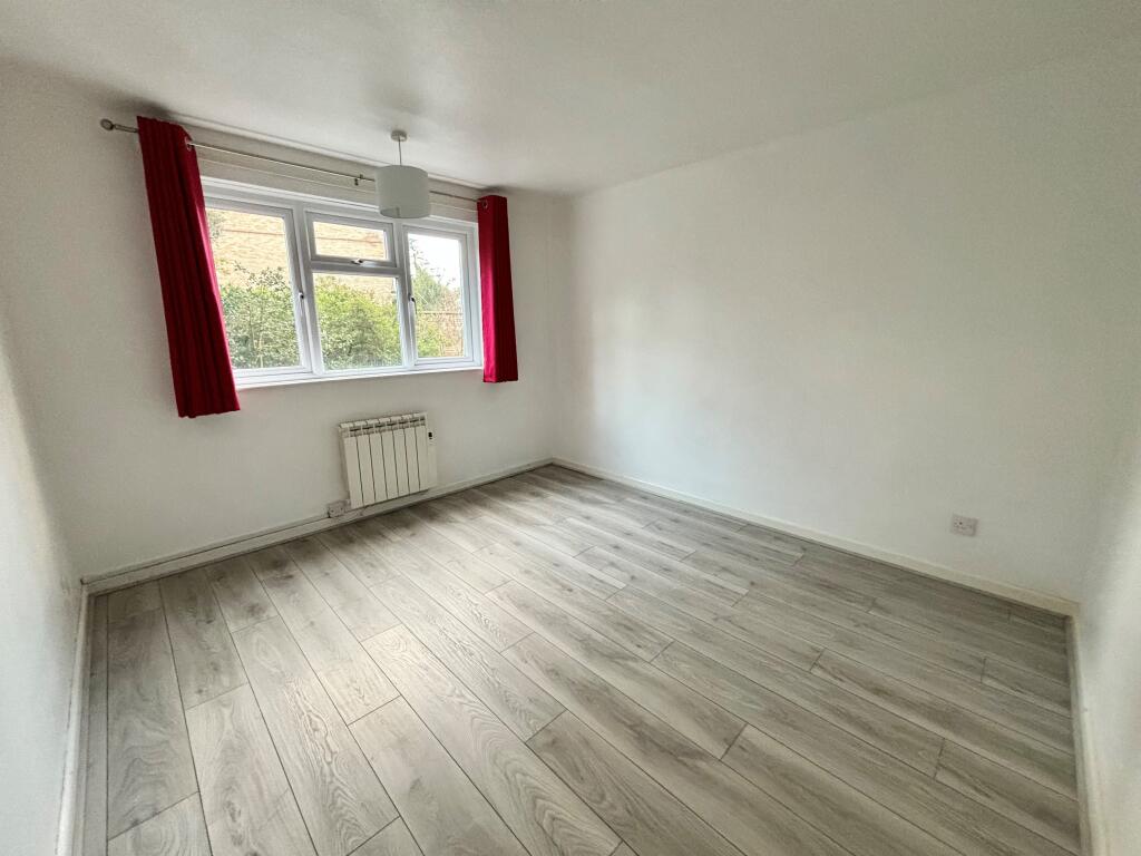 Additional image 5 of Boscombe Spa Road, Bournemouth