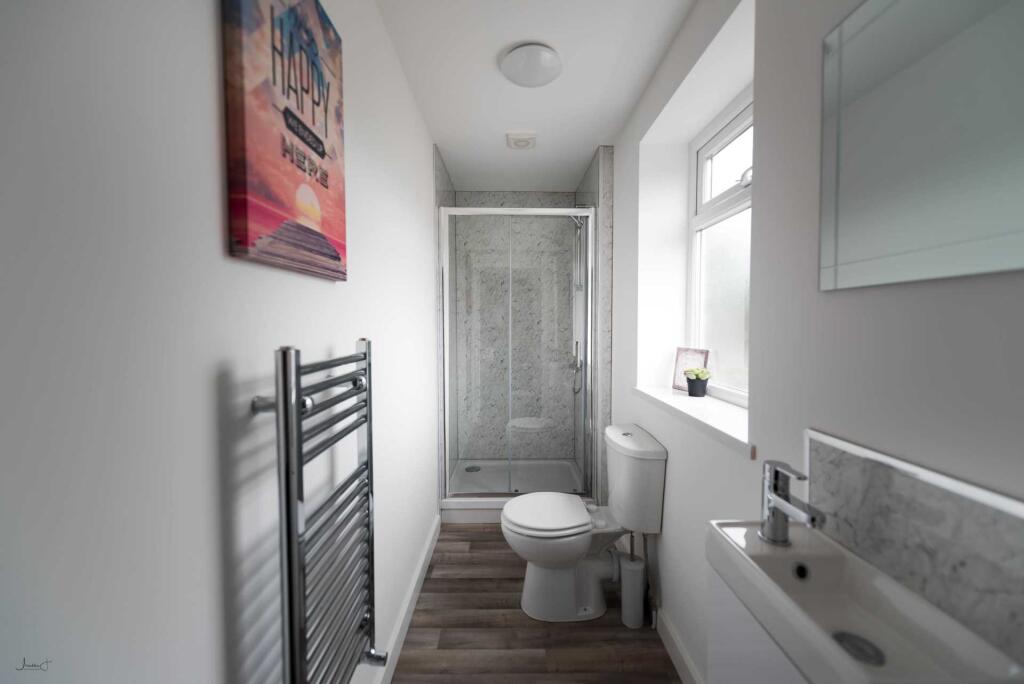 Additional image 59 of Mayfield Avenue