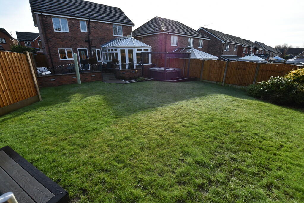 Additional image 36 of Laurel Avenue, Bolton