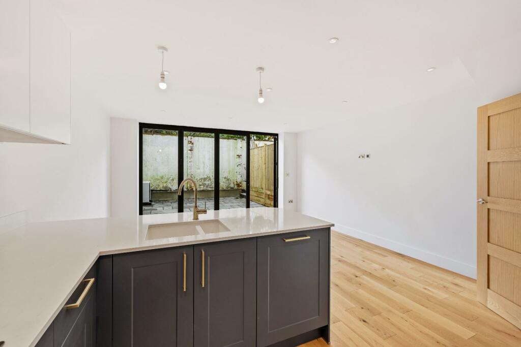 Additional image 7 of Howard Terrace, Brighton