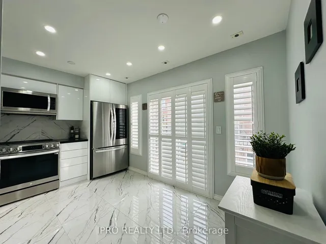 Additional image 14 of 83 Mondeo Dr Unit 293