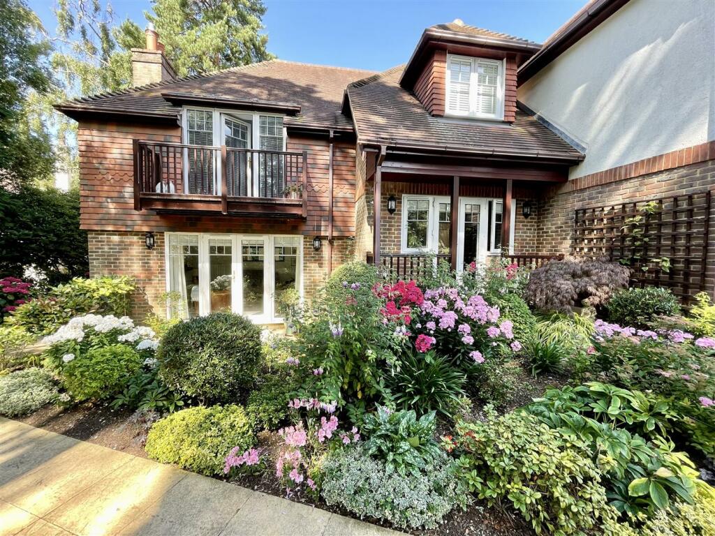 Additional image 11 of St Katherines Court, 126 Golf Links Road, Ferndown