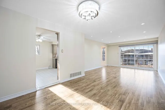 Additional image 9 of 307 Royal Salisbury Way