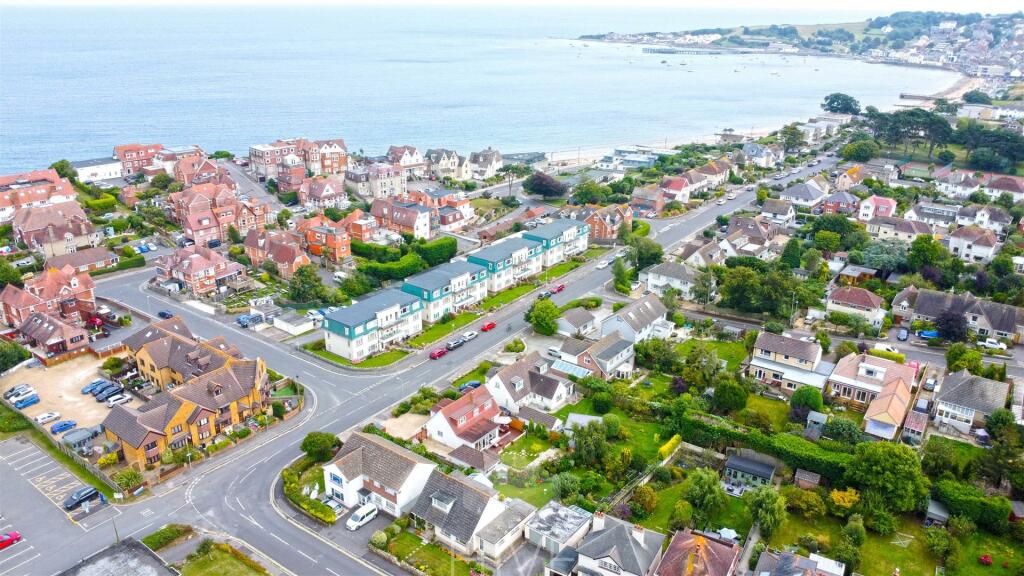 Additional image 14 of De Moulham Road, Swanage