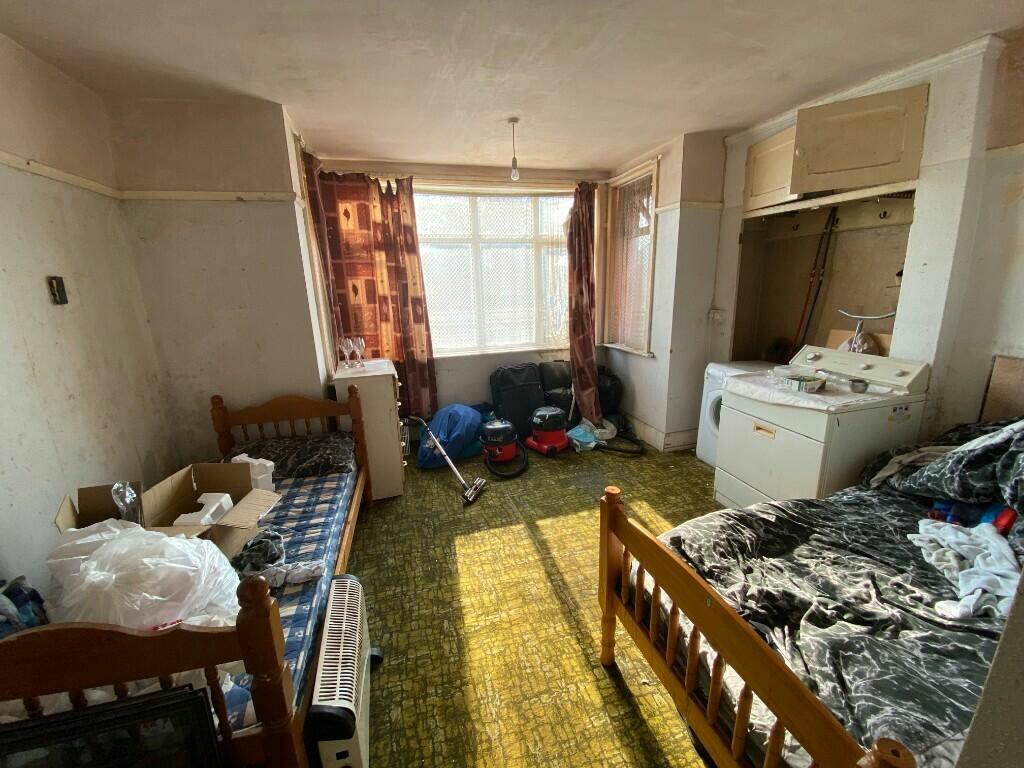 Additional image 16 of Bargates, Christchurch, Dorset, BH23 1QL