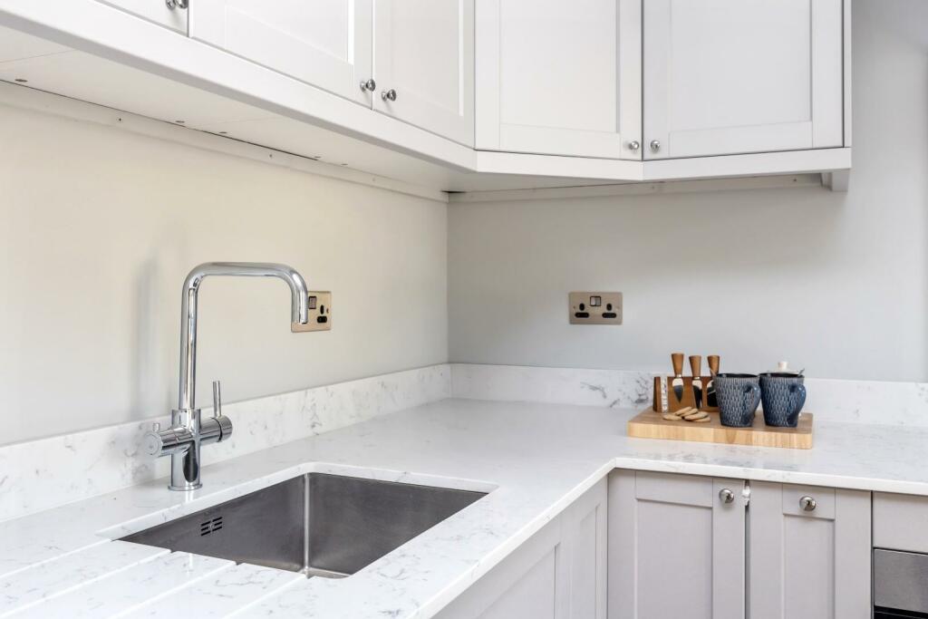 Additional image 16 of Warren Road, Brighton