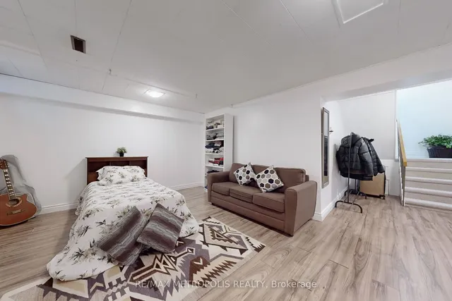 Additional image 29 of 3420 Kingston Rd Unit 5