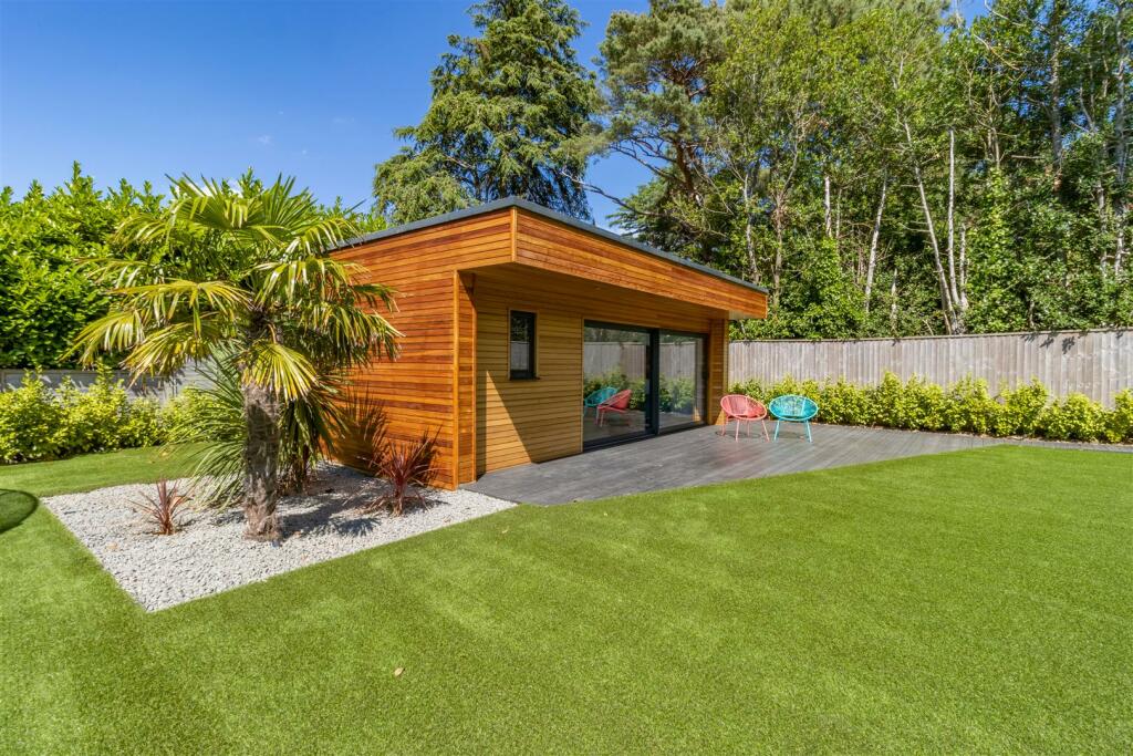 Additional image 25 of Newton Road, Canford Cliffs