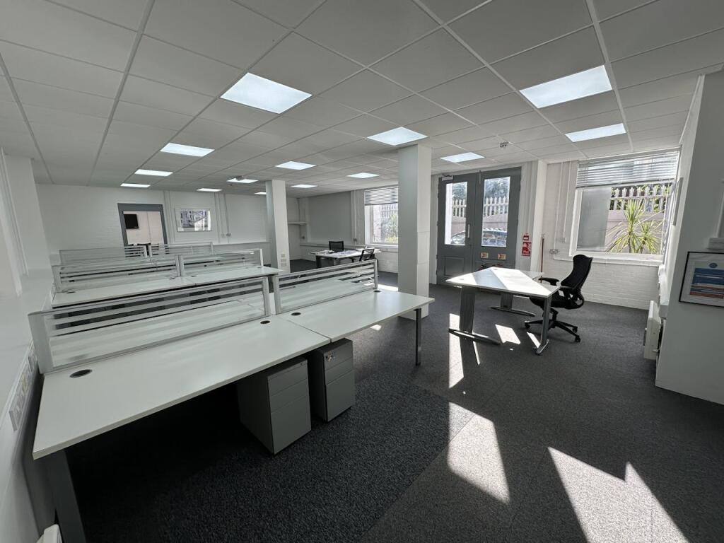 Additional image 13 of Unit A, 142 Old Shoreham Road, Hove, BN3 7BD