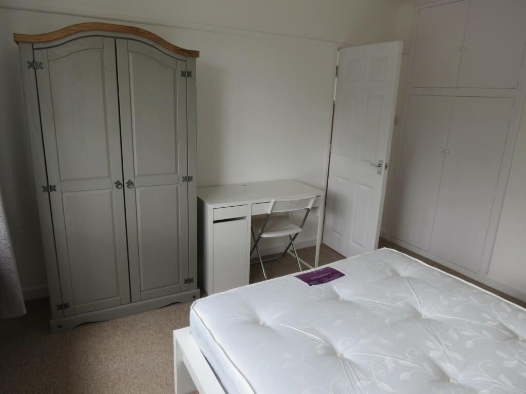 Additional image 15 of 6 bedroom Detached House in Wallisdown