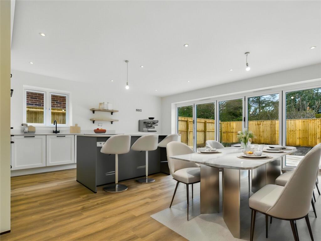 Additional image 16 of Forest Close, Highcliffe, Christchurch, BH23